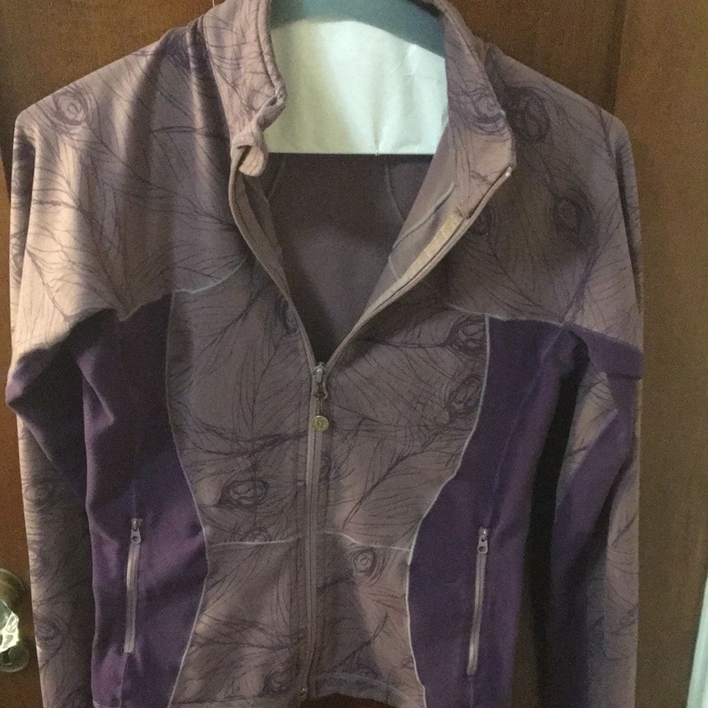 Lululemon track jacket - Picture 4 of 4